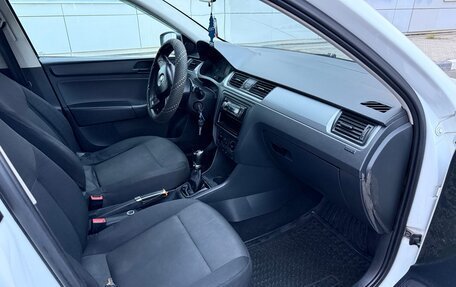 Skoda Rapid I, 2015 год, 350 000 рублей, 10 фотография