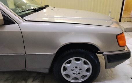 Mercedes-Benz W124, 1993 год, 570 000 рублей, 4 фотография