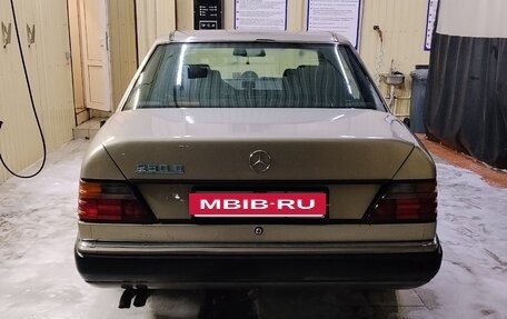 Mercedes-Benz W124, 1993 год, 570 000 рублей, 11 фотография
