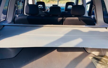 Nissan X-Trail, 2004 год, 700 000 рублей, 13 фотография