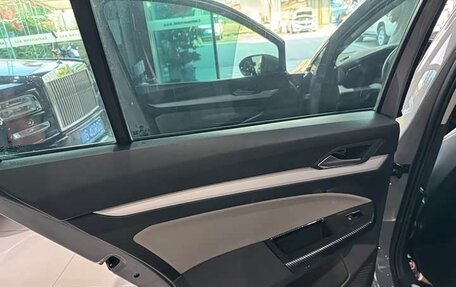 Volkswagen Golf VIII, 2022 год, 1 650 000 рублей, 13 фотография