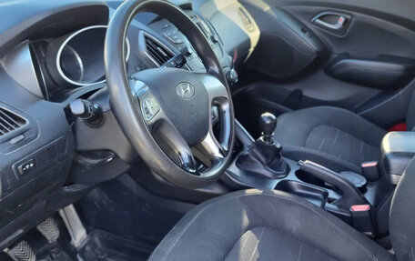 Hyundai ix35 I рестайлинг, 2014 год, 1 111 000 рублей, 5 фотография