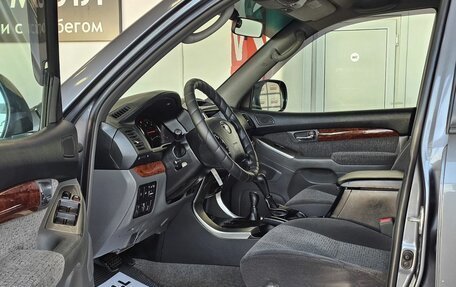 Toyota Land Cruiser Prado 120 рестайлинг, 2008 год, 2 099 000 рублей, 9 фотография