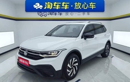 Volkswagen Tiguan II, 2024 год, 2 990 000 рублей, 1 фотография