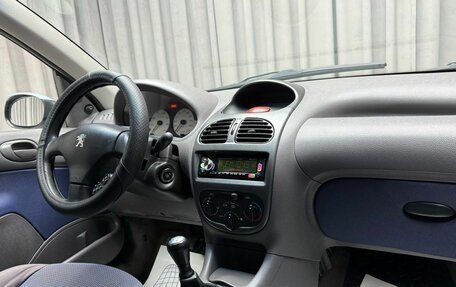 Peugeot 206, 2002 год, 299 000 рублей, 10 фотография