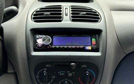 Peugeot 206, 2002 год, 299 000 рублей, 18 фотография