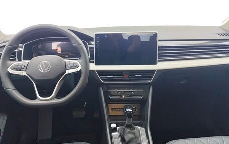 Volkswagen Tiguan II, 2024 год, 2 990 000 рублей, 12 фотография