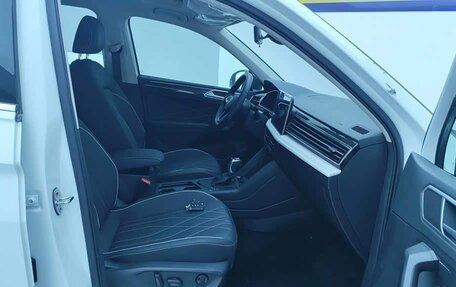 Volkswagen Tiguan II, 2024 год, 2 990 000 рублей, 8 фотография