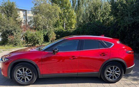 Mazda CX-4, 2022 год, 2 600 000 рублей, 7 фотография