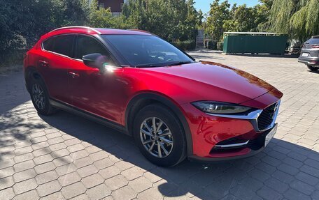 Mazda CX-4, 2022 год, 2 600 000 рублей, 3 фотография