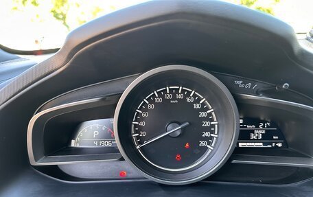 Mazda CX-4, 2022 год, 2 600 000 рублей, 14 фотография