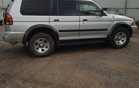 Mitsubishi Montero Sport, 2002 год, 700 000 рублей, 3 фотография