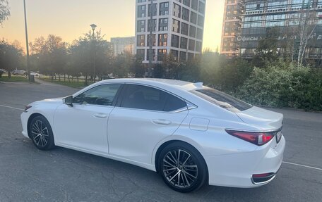 Lexus ES VII, 2022 год, 4 500 000 рублей, 26 фотография