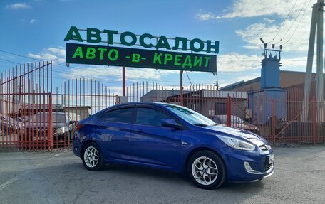 Hyundai Solaris II рестайлинг, 2013 год, 928 000 рублей, 2 фотография