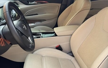 Opel Insignia II рестайлинг, 2018 год, 1 650 000 рублей, 8 фотография