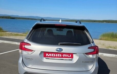 Subaru Forester, 2019 год, 2 500 000 рублей, 5 фотография