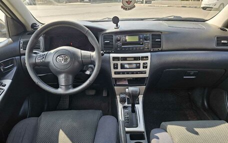 Toyota Corolla, 2004 год, 450 000 рублей, 7 фотография