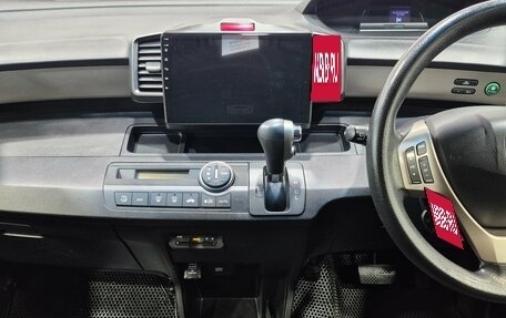 Honda Freed I, 2012 год, 960 000 рублей, 12 фотография