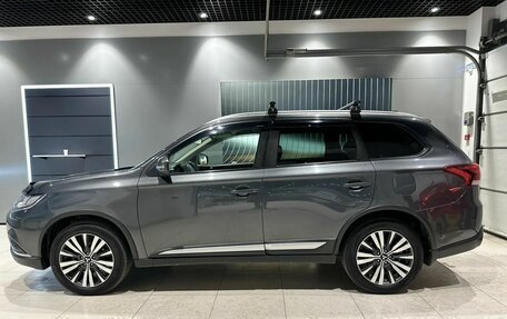 Mitsubishi Outlander III рестайлинг 3, 2019 год, 2 220 000 рублей, 8 фотография