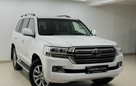 Toyota Land Cruiser 200, 2015 год, 6 150 000 рублей, 3 фотография