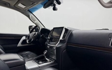 Toyota Land Cruiser 200, 2015 год, 6 150 000 рублей, 12 фотография