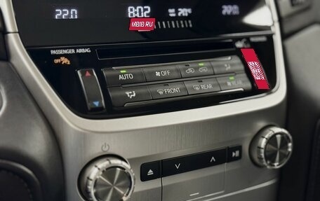 Toyota Land Cruiser 200, 2015 год, 6 150 000 рублей, 16 фотография