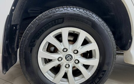 Toyota Land Cruiser 200, 2015 год, 6 150 000 рублей, 26 фотография