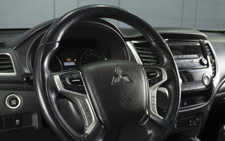 Mitsubishi Pajero Sport III рестайлинг, 2019 год, 2 790 000 рублей, 12 фотография