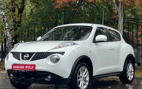 Nissan Juke II, 2014 год, 968 000 рублей, 2 фотография