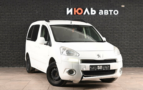 Peugeot Partner II рестайлинг 2, 2013 год, 630 000 рублей, 3 фотография