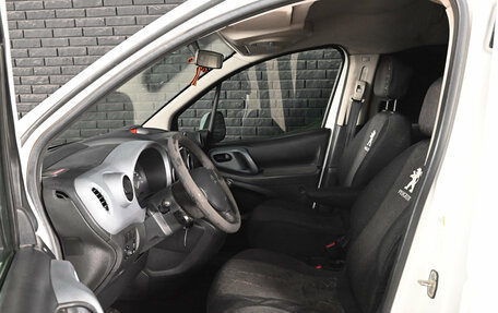 Peugeot Partner II рестайлинг 2, 2013 год, 630 000 рублей, 9 фотография