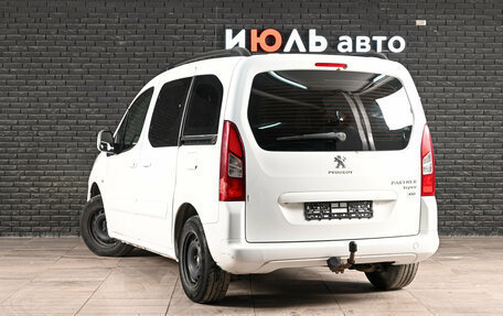 Peugeot Partner II рестайлинг 2, 2013 год, 630 000 рублей, 6 фотография
