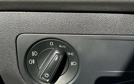 Volkswagen Tiguan II, 2018 год, 2 490 000 рублей, 27 фотография