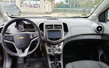 Chevrolet Aveo III, 2014 год, 639 000 рублей, 3 фотография