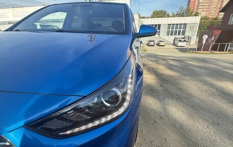 Hyundai Solaris II рестайлинг, 2017 год, 1 250 000 рублей, 3 фотография
