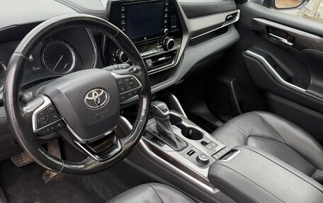 Toyota Highlander, 2021 год, 4 690 000 рублей, 9 фотография