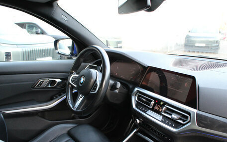 BMW 3 серия, 2021 год, 3 790 000 рублей, 9 фотография