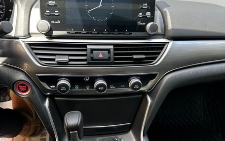 Honda Accord IX рестайлинг, 2021 год, 3 100 000 рублей, 6 фотография