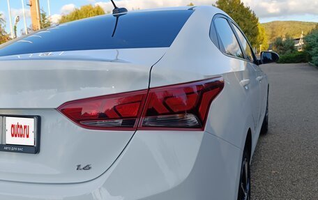 Hyundai Solaris II рестайлинг, 2018 год, 1 355 000 рублей, 9 фотография