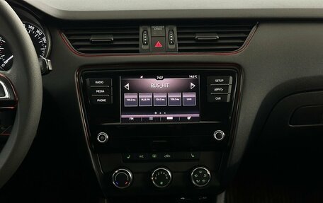 Skoda Octavia, 2017 год, 1 480 000 рублей, 7 фотография
