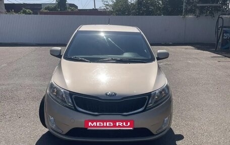 KIA Rio III рестайлинг, 2013 год, 1 070 000 рублей, 2 фотография