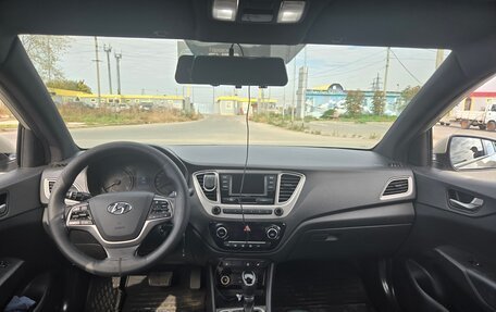 Hyundai Solaris II рестайлинг, 2019 год, 1 000 000 рублей, 2 фотография