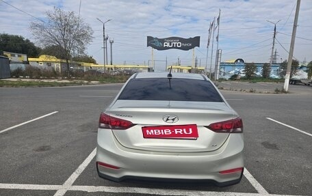 Hyundai Solaris II рестайлинг, 2019 год, 1 000 000 рублей, 3 фотография