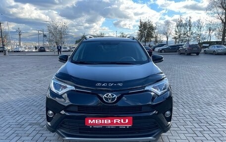 Toyota RAV4, 2016 год, 2 400 000 рублей, 3 фотография