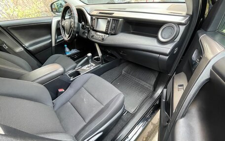 Toyota RAV4, 2016 год, 2 400 000 рублей, 22 фотография