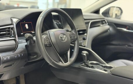 Toyota Camry, 2021 год, 3 185 000 рублей, 9 фотография