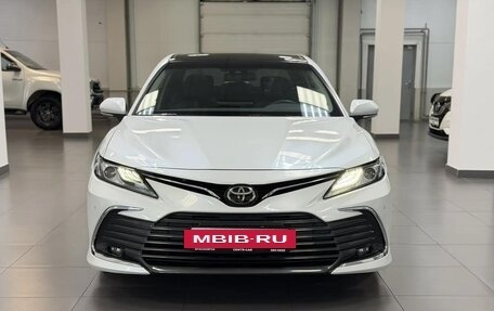 Toyota Camry, 2021 год, 3 185 000 рублей, 8 фотография