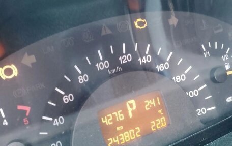 Mercedes-Benz Viano, 2004 год, 685 000 рублей, 7 фотография