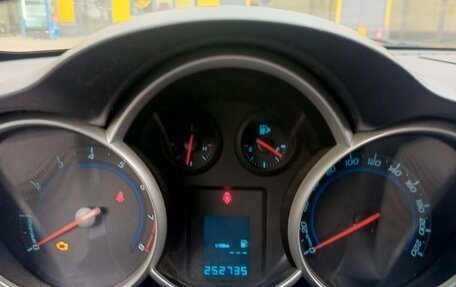 Chevrolet Cruze II, 2011 год, 490 000 рублей, 8 фотография