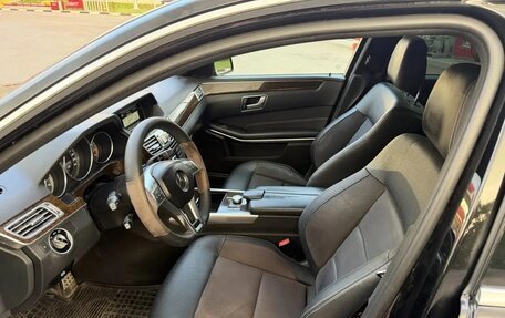 Mercedes-Benz E-Класс, 2013 год, 1 390 000 рублей, 14 фотография